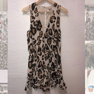 Show me your mumu leopard Romper ruffles small